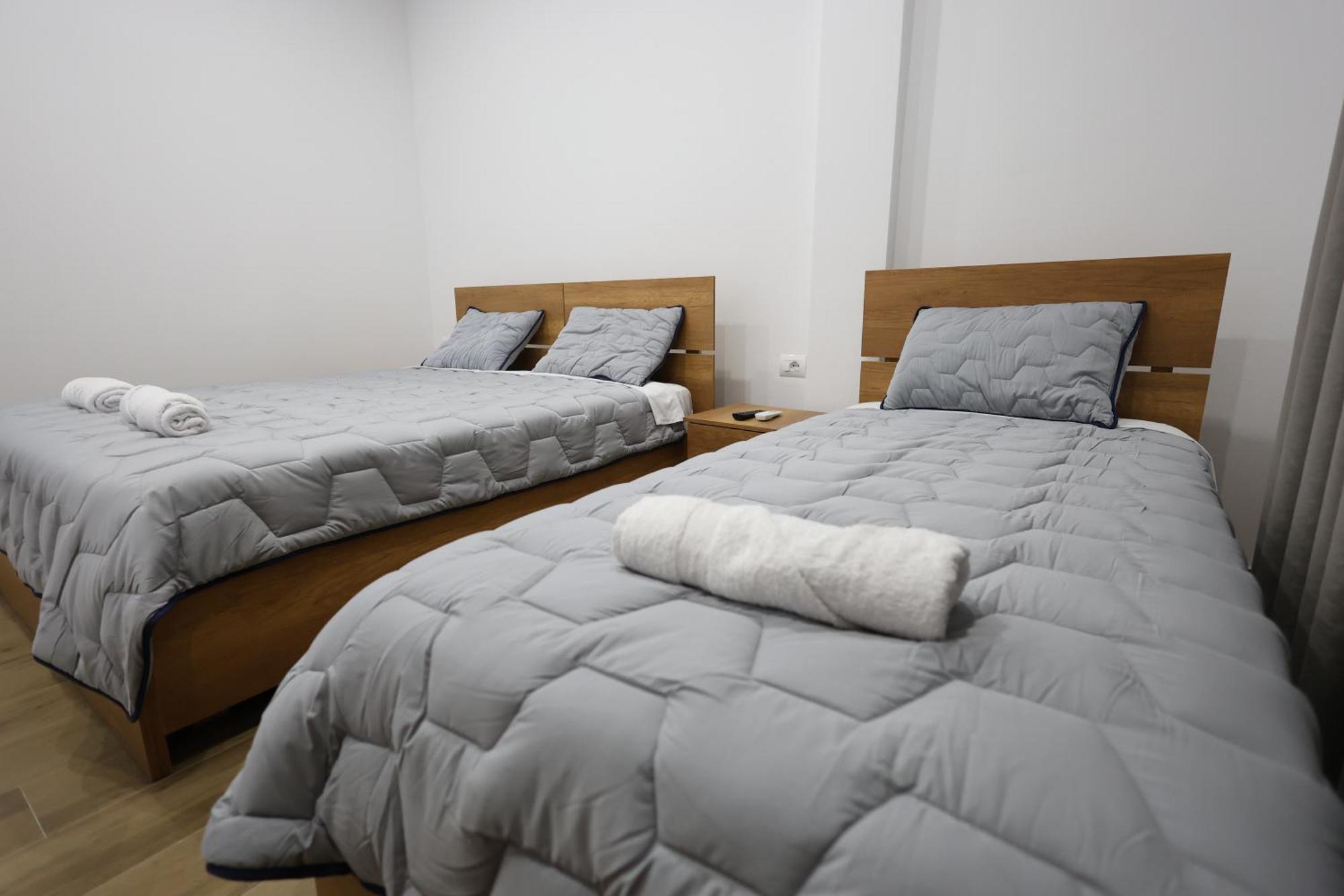 בראט Guesthouse Aurel מראה חיצוני תמונה