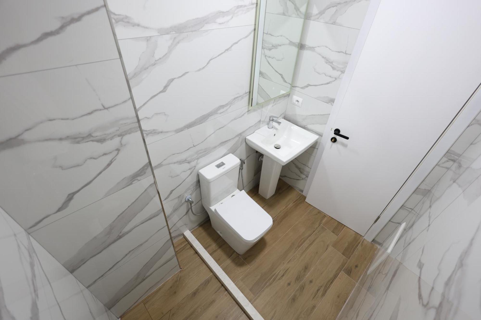 בראט Guesthouse Aurel מראה חיצוני תמונה