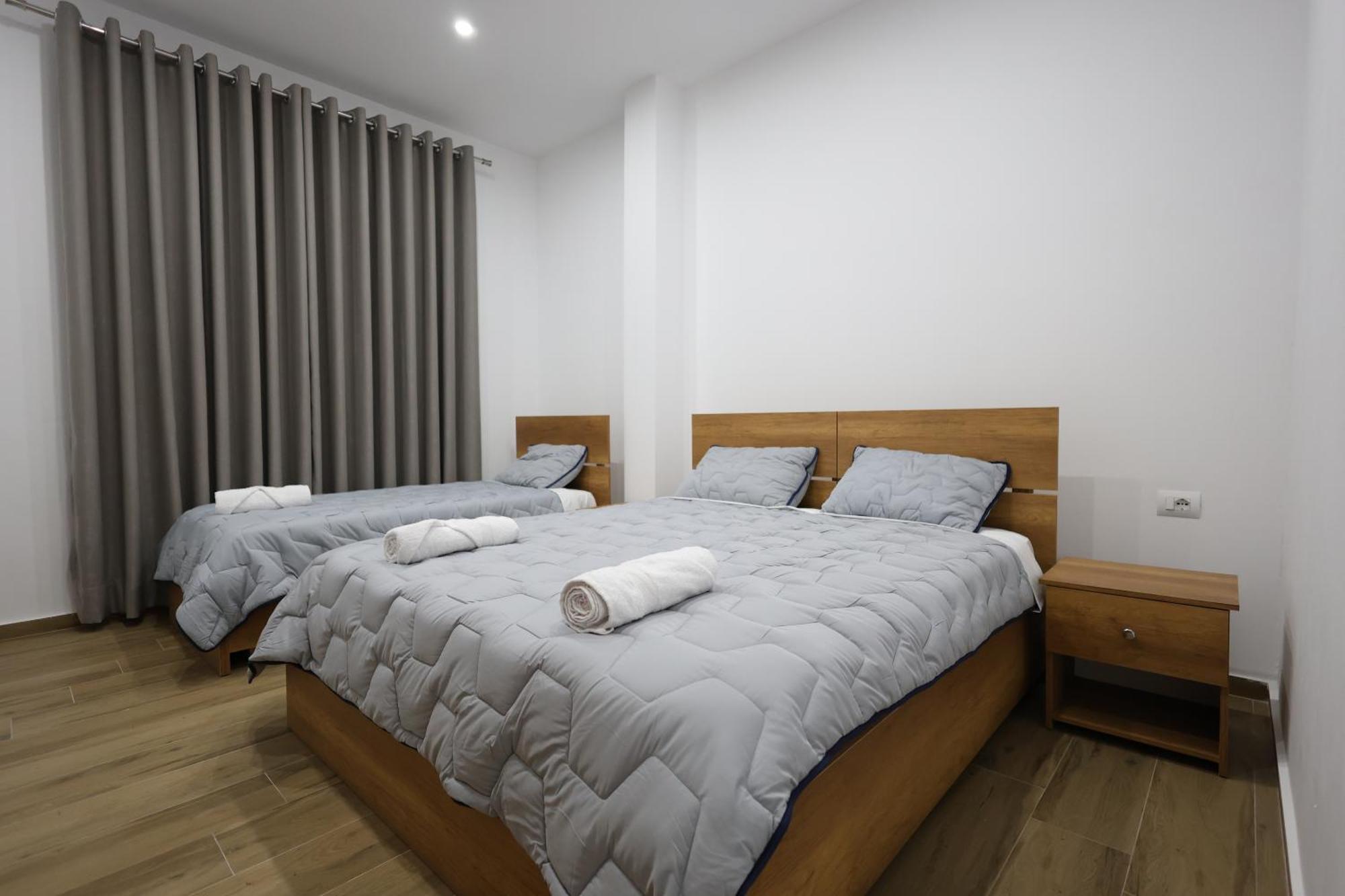 בראט Guesthouse Aurel מראה חיצוני תמונה