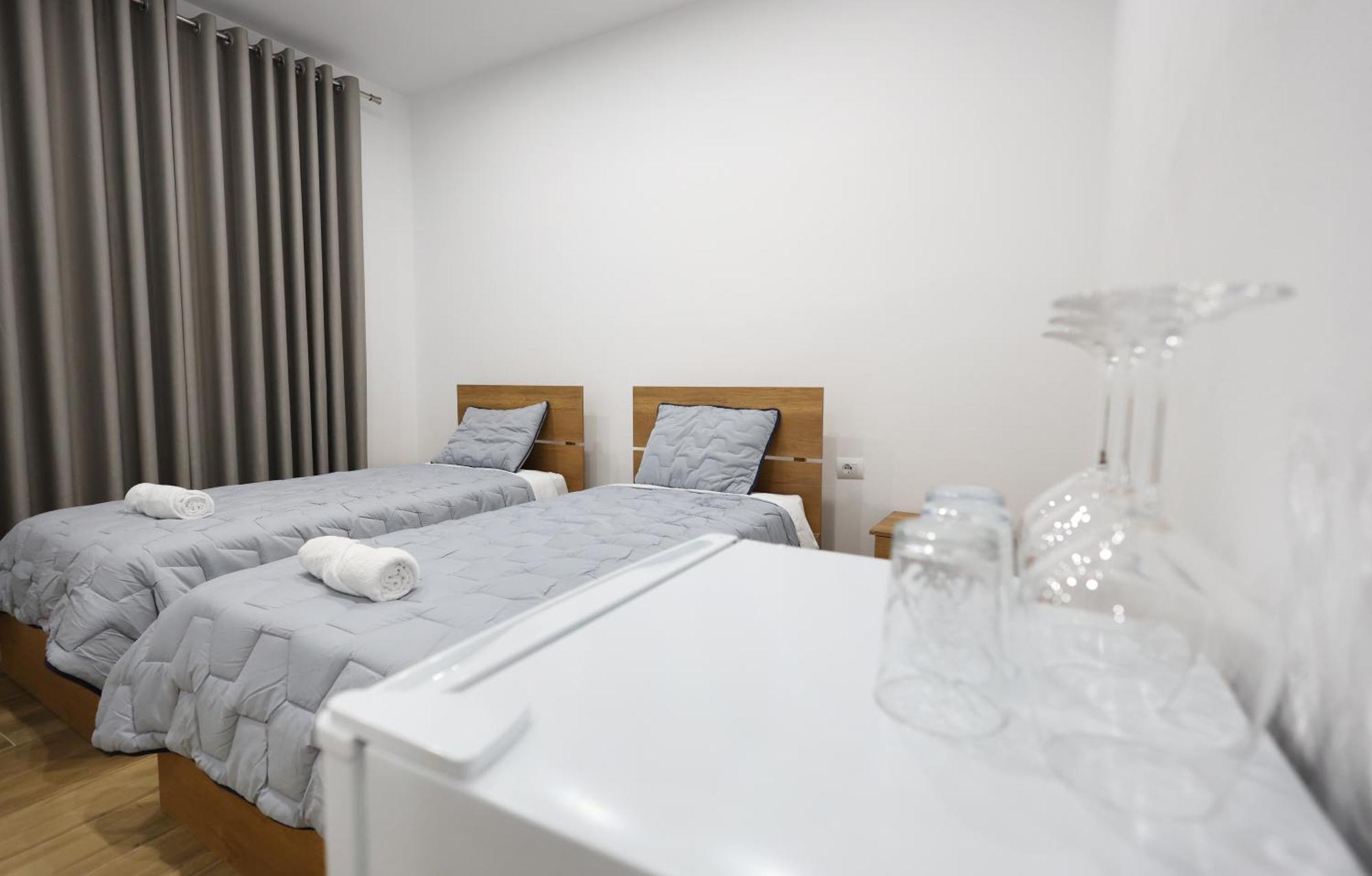 בראט Guesthouse Aurel מראה חיצוני תמונה